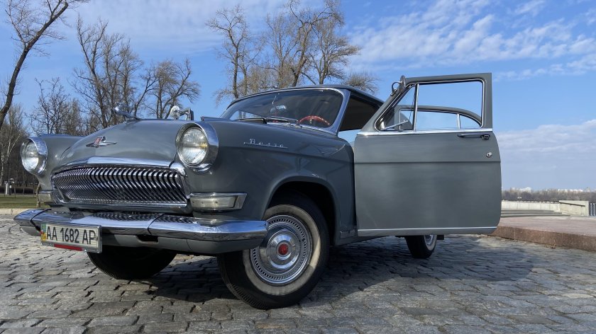 Газ 21 волга люкс