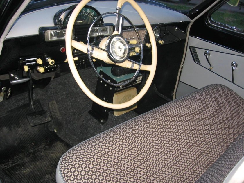 Волга ГАЗ 23 салон