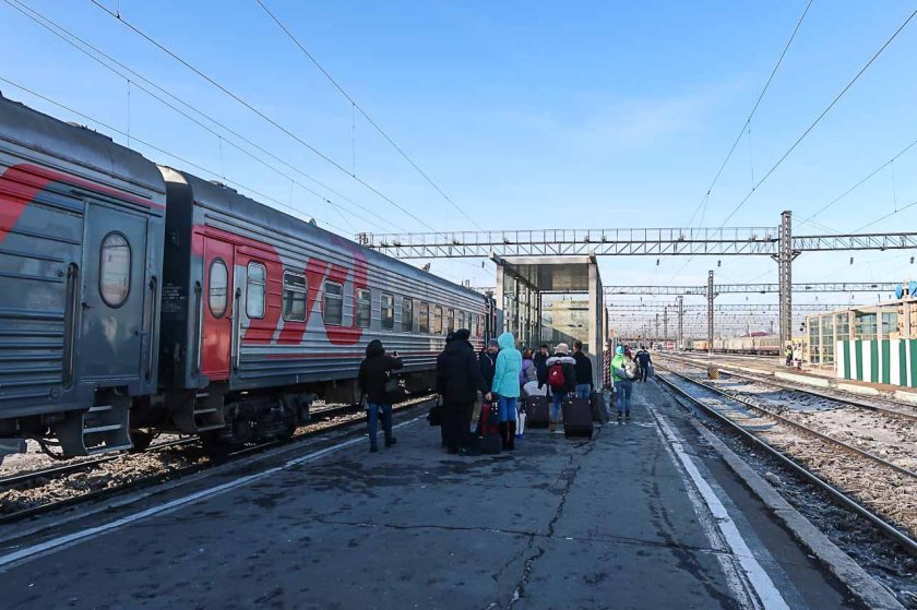 Красноярск-пассажирский Красноярск поезд