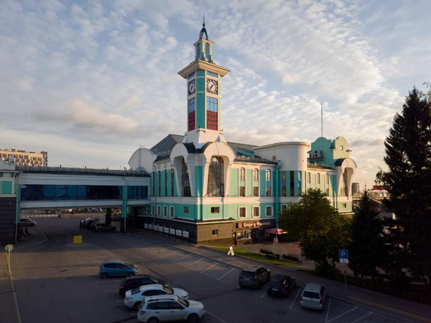 Пригородный вокзал новосибирск