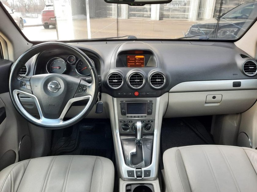 Опель антара 2012