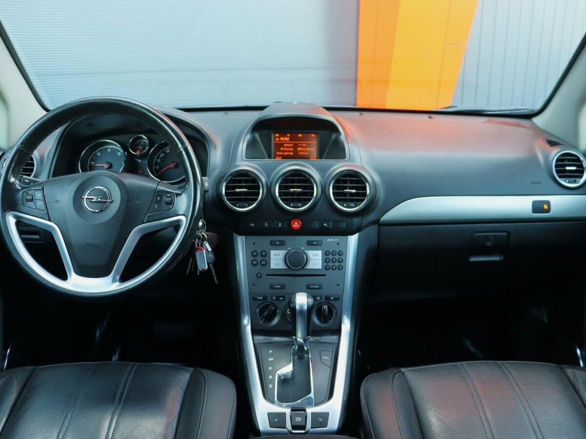 Opel antara 2013 салон