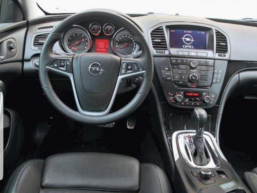 Опель Инсигния 2011 1.8 механика