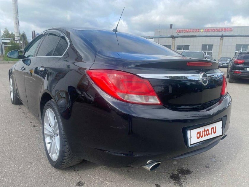 Опель Инсигния 2012 2.0 турбо