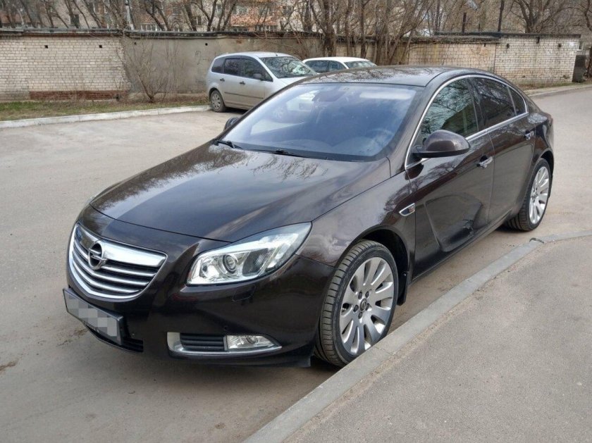 Инсигния 2.0 турбо