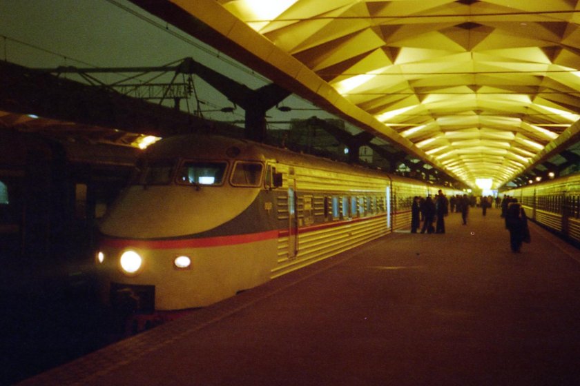 Скоростной электропоезд эр200