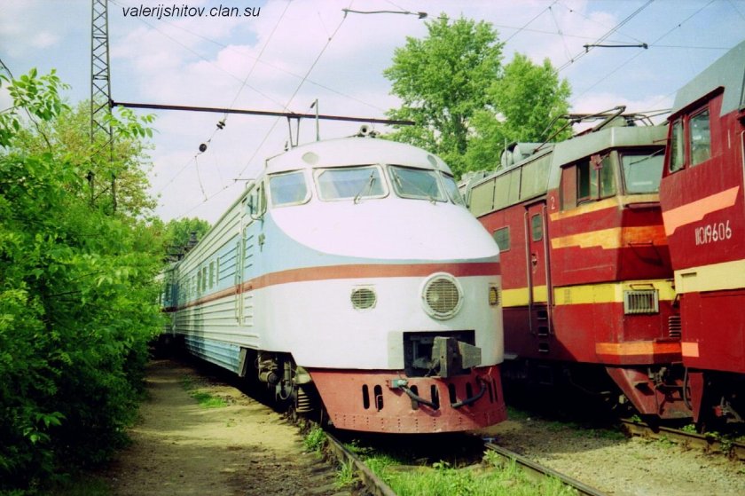 Эр200 электропоезд