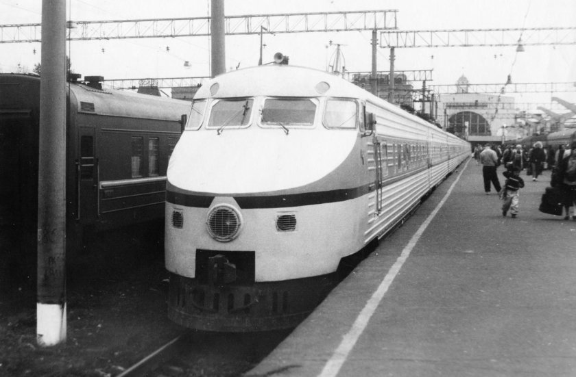 Токоприемник эр200