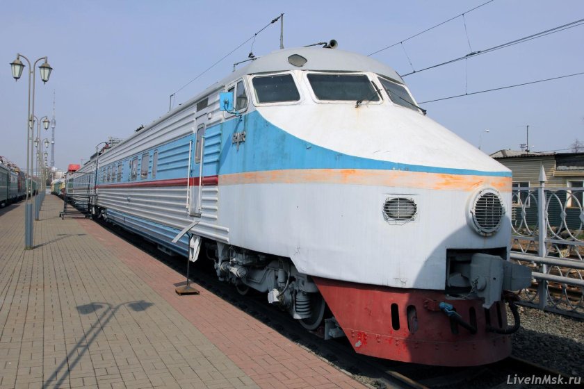 Электропоезд СССР. Эр200.