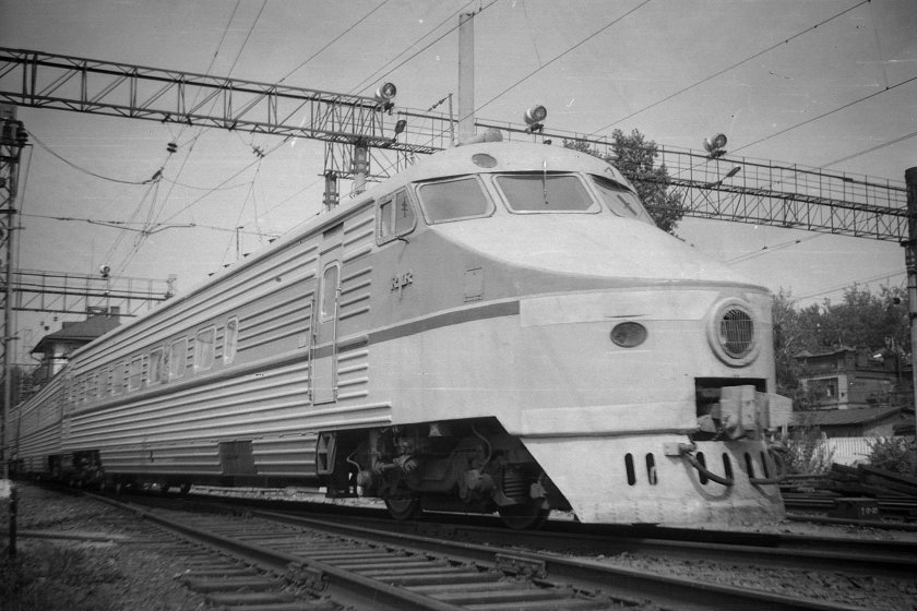 Эр200 электропоезд