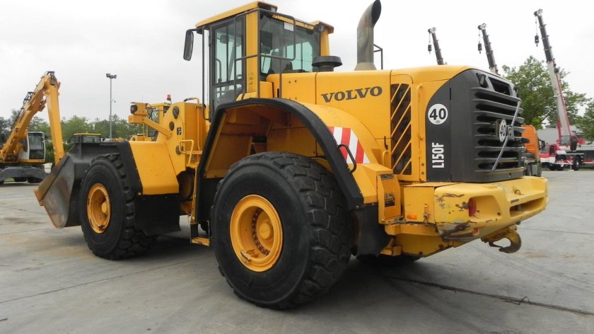 Фронтальный погрузчик Volvo l150f