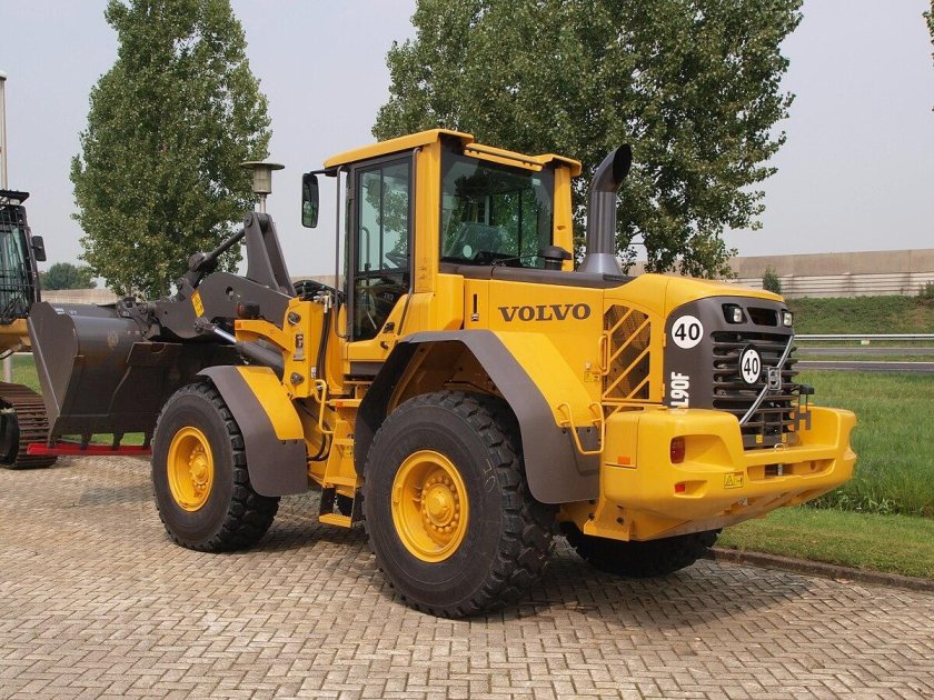 Погрузчик Volvo l90h