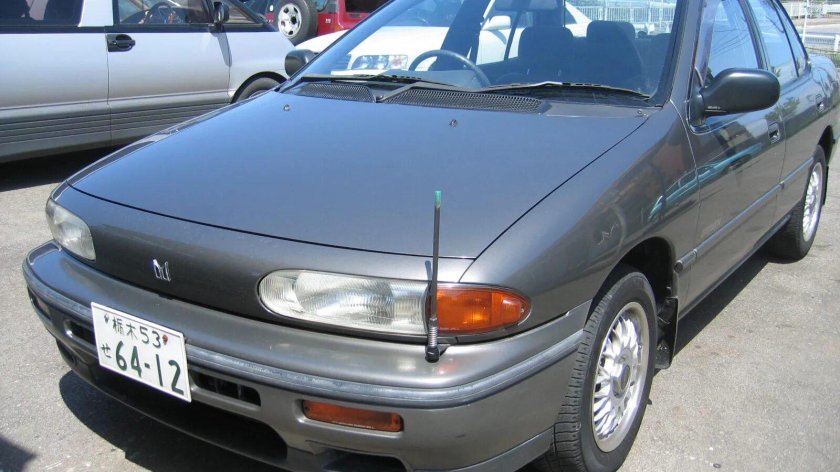 Исузу Джемини 1990