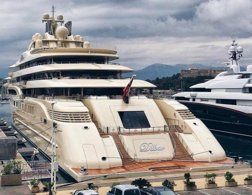 Яхта Дилбар Усманова