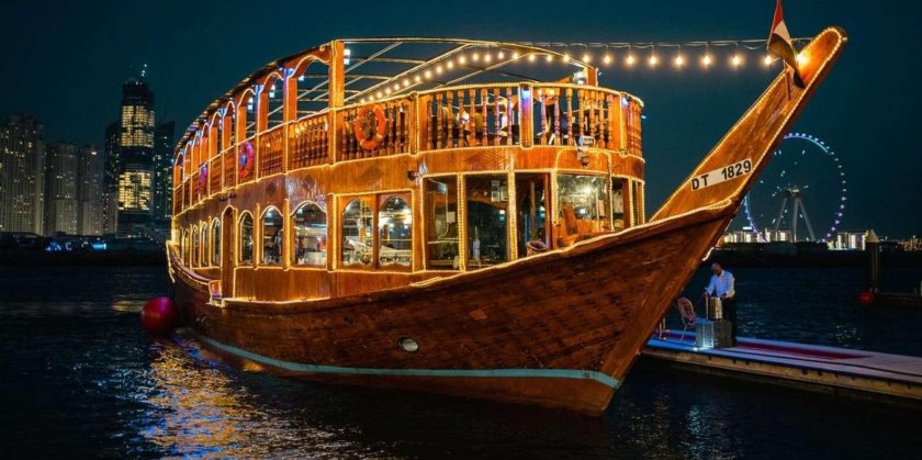 Dhow cruise dubai