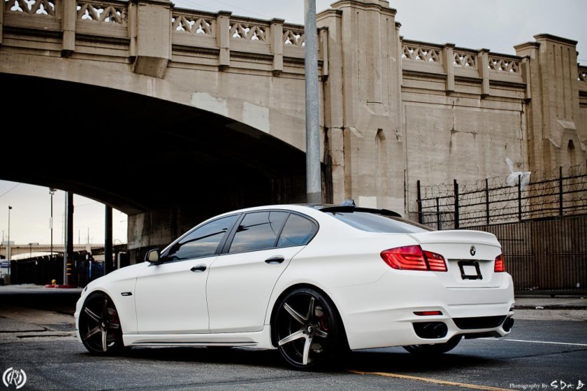 BMW f10 White Tuning