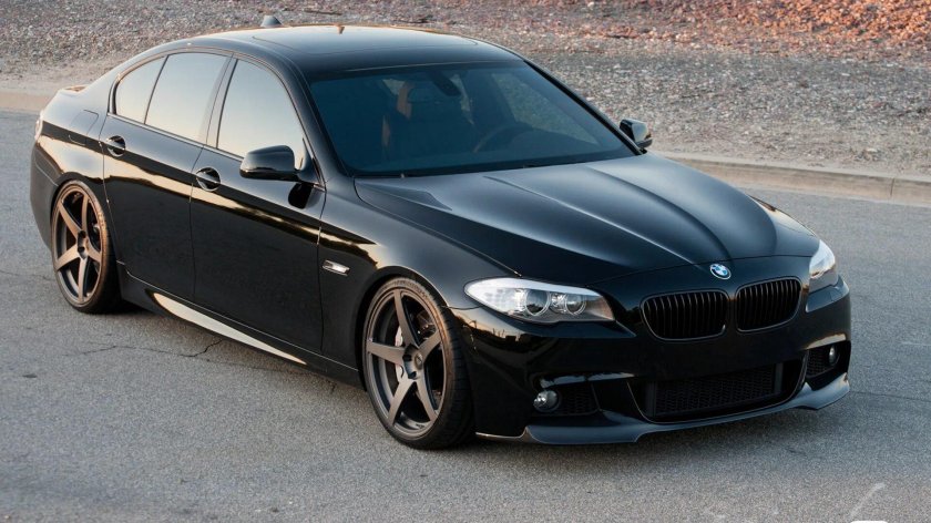БМВ ф10 черная