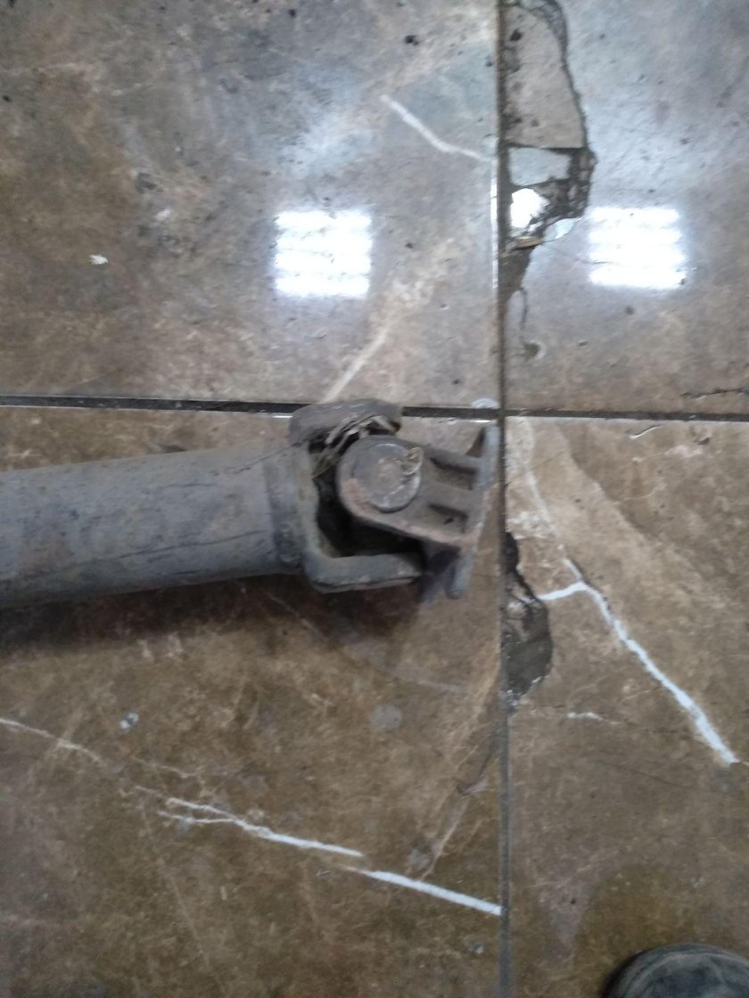 Вал карданный