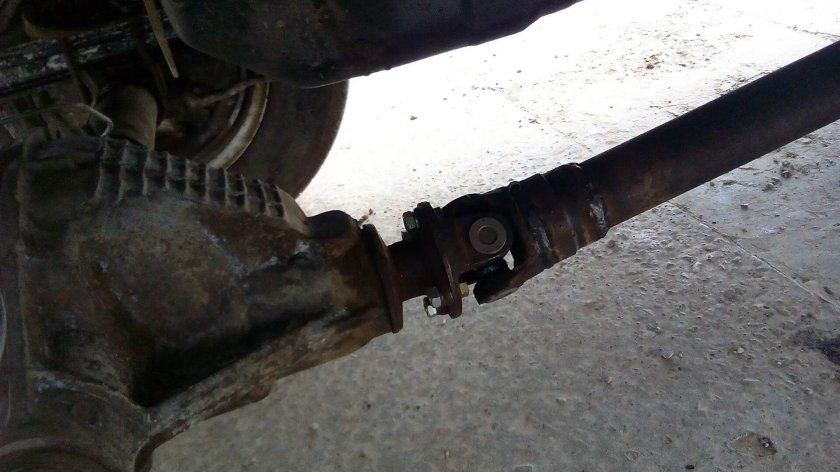 Передний кардан ИЖ 2126