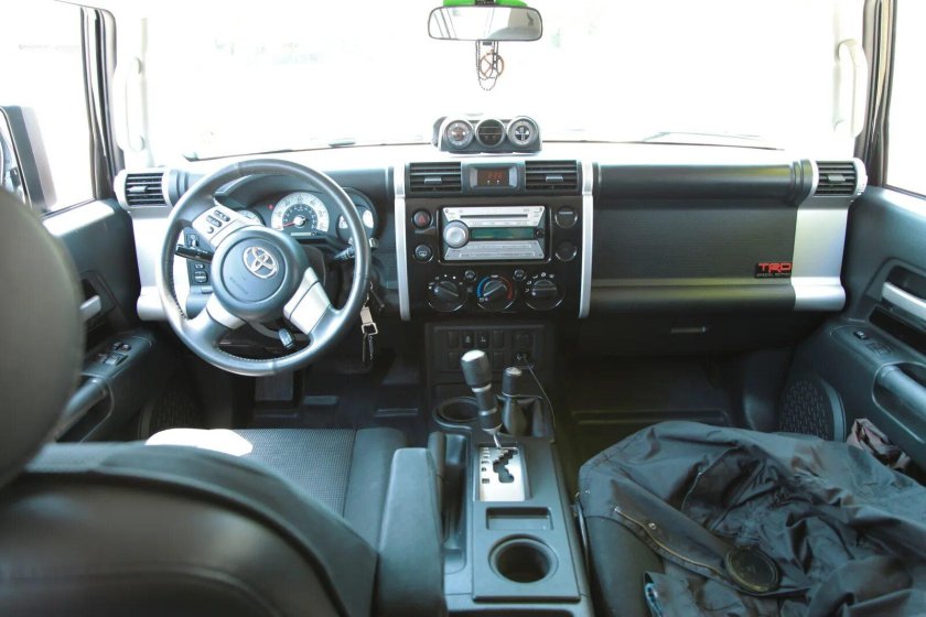 Toyota FJ Cruiser Interior