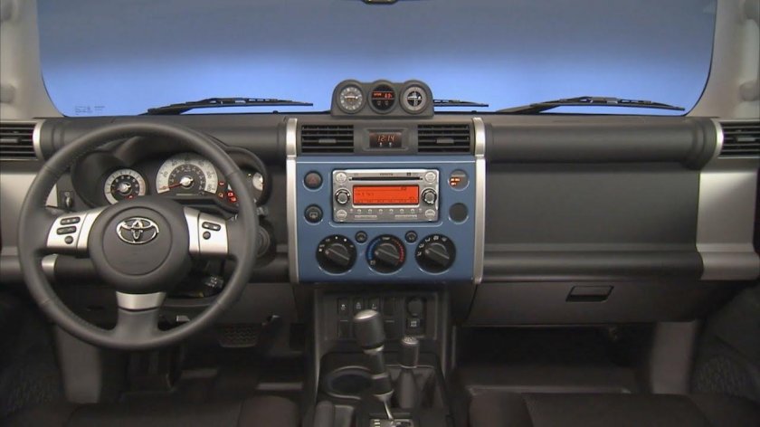 Toyota FJ Cruiser Interior