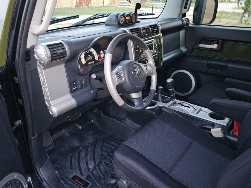 Тойота fj cruiser 2013