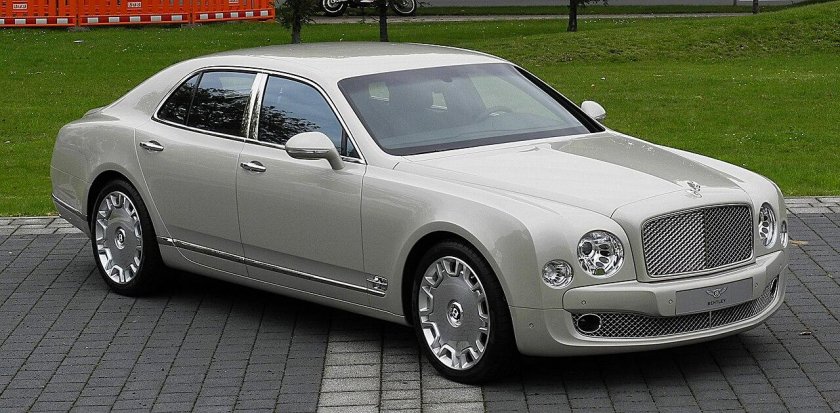 Bentley Mulsanne Grand Limousine