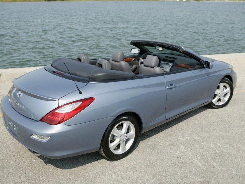 Toyota Camry Solara