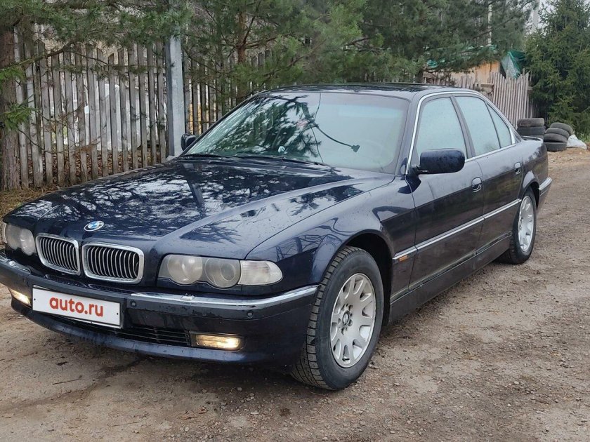 Бмв 7 серии 2000