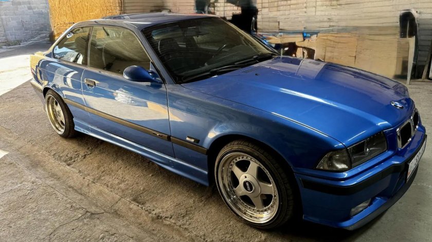 Bmw e36 coupe blue