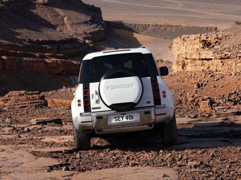 Ленд ровер дефендер 130