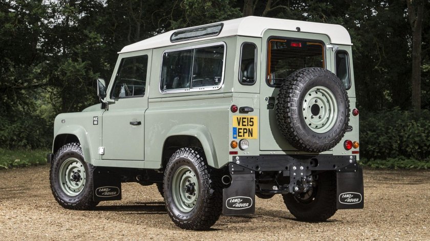 Ленд Ровер Дефендер 90