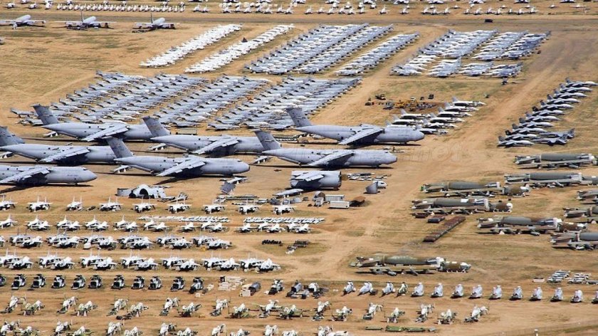 Кладбище самолетов Девис-Монтен, США