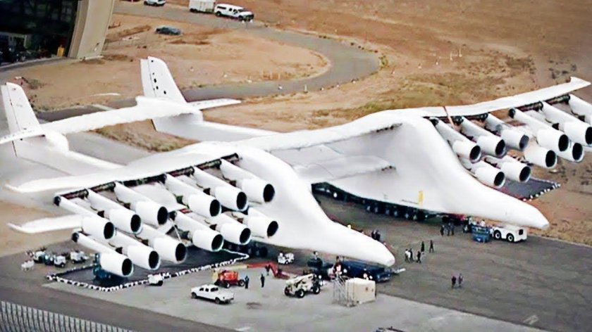 Stratolaunch самолет