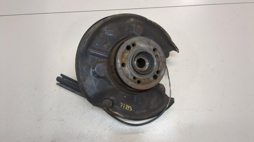 Задняя ступица