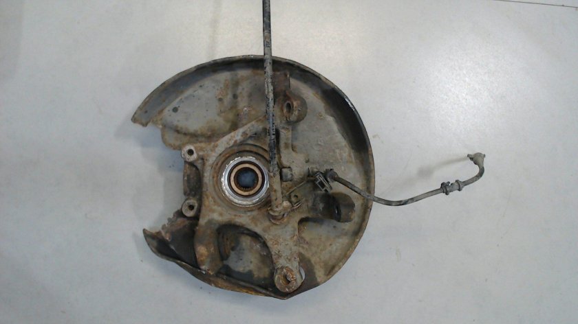 Задние цапфы для Мерседес e210 седан