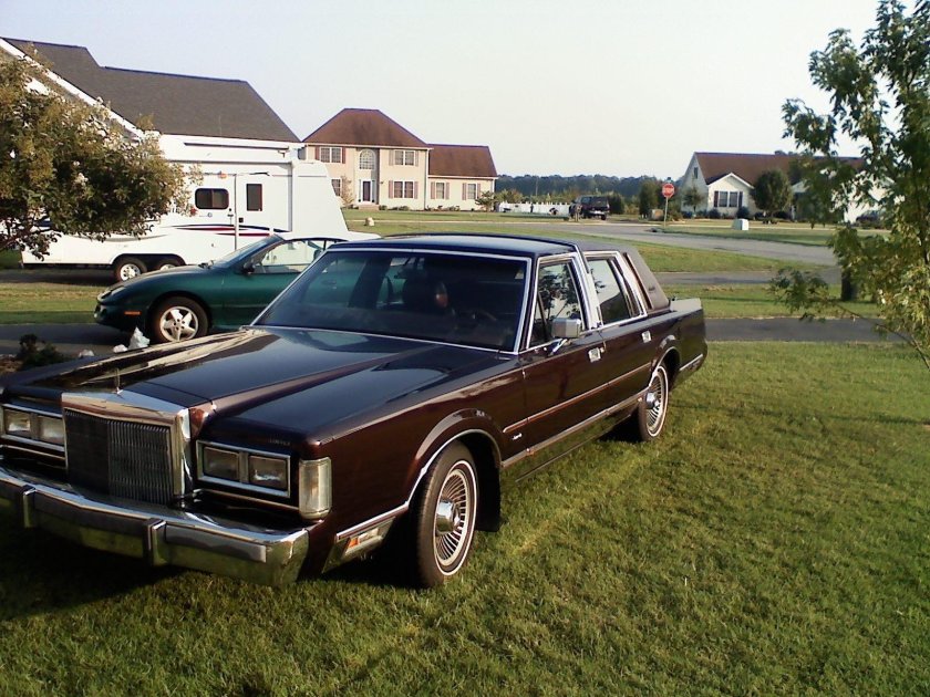 Lincoln Town car 1988