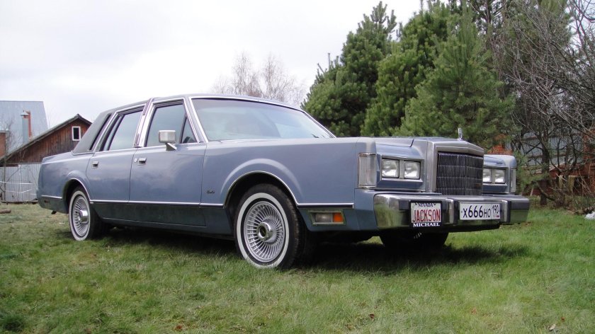 Lincoln Town car 1989