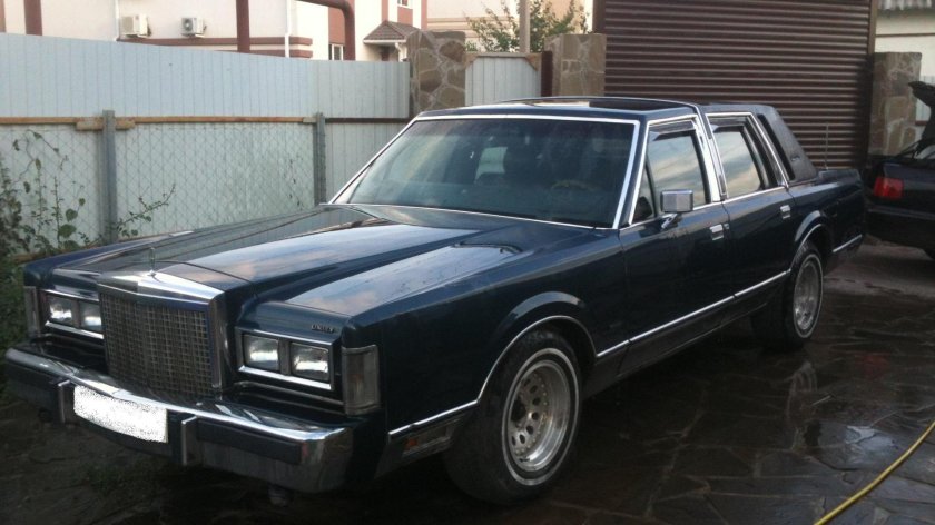 Линкольн Таун кар 1988 бригада