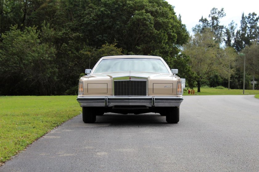 Lincoln Continental 1979 Mark v