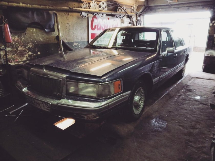Линкольн таун кар 1992