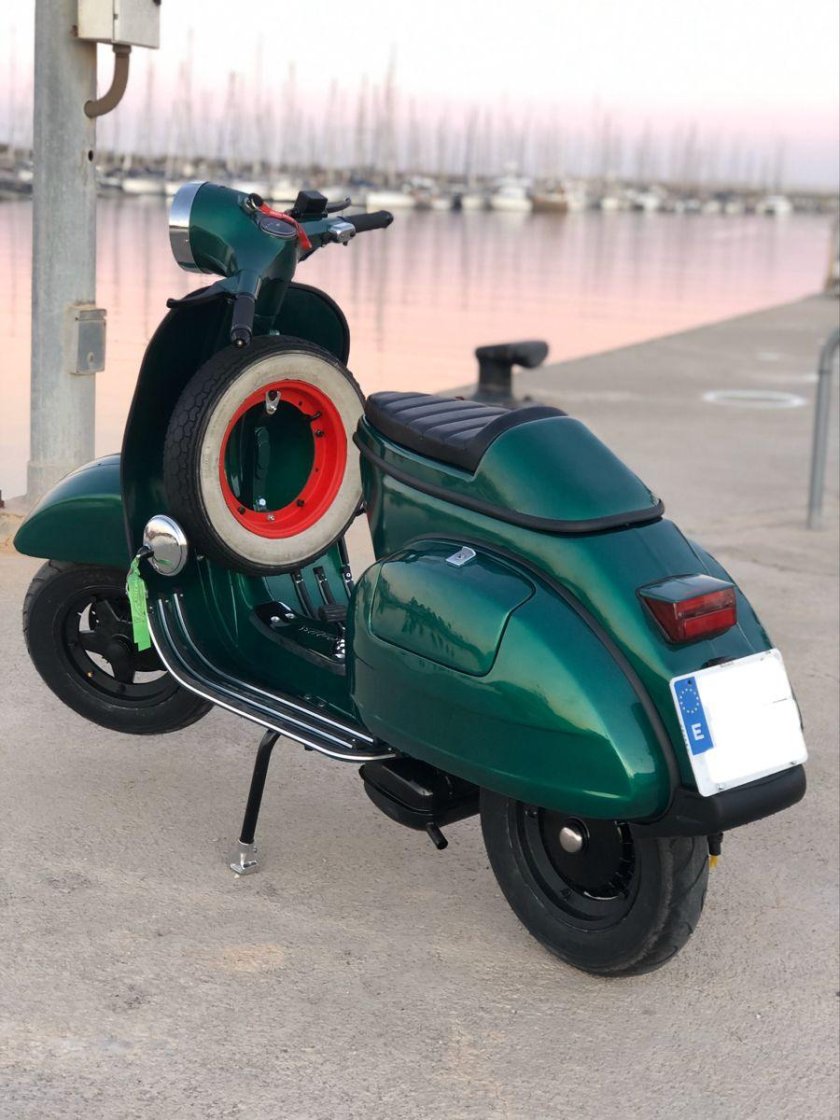Vespa pk80s