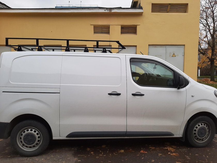 Багажник на Пежо эксперт 2016