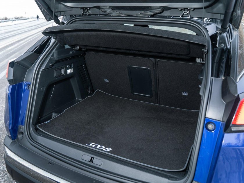 Peugeot 3008 багажник