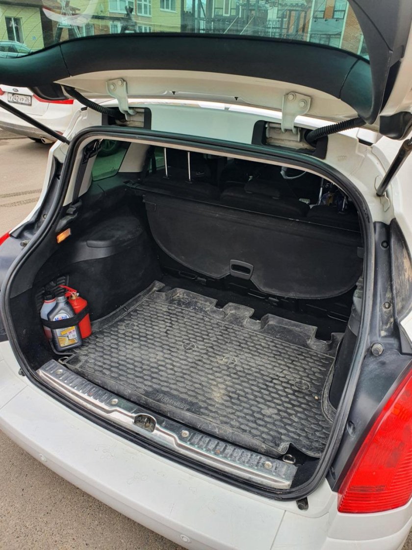 Пежо 308 универсал багажник