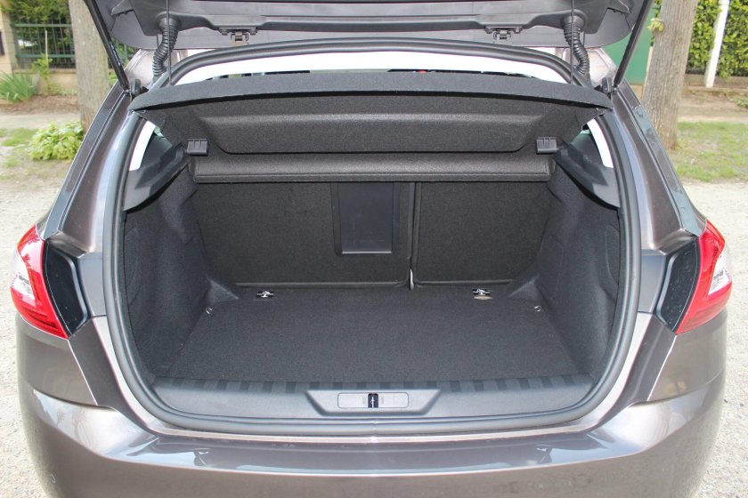 Peugeot 308 багажник
