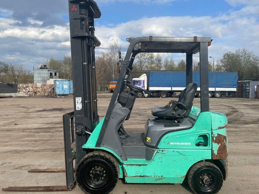 Погрузчик Митсубиси 1.5 тонны