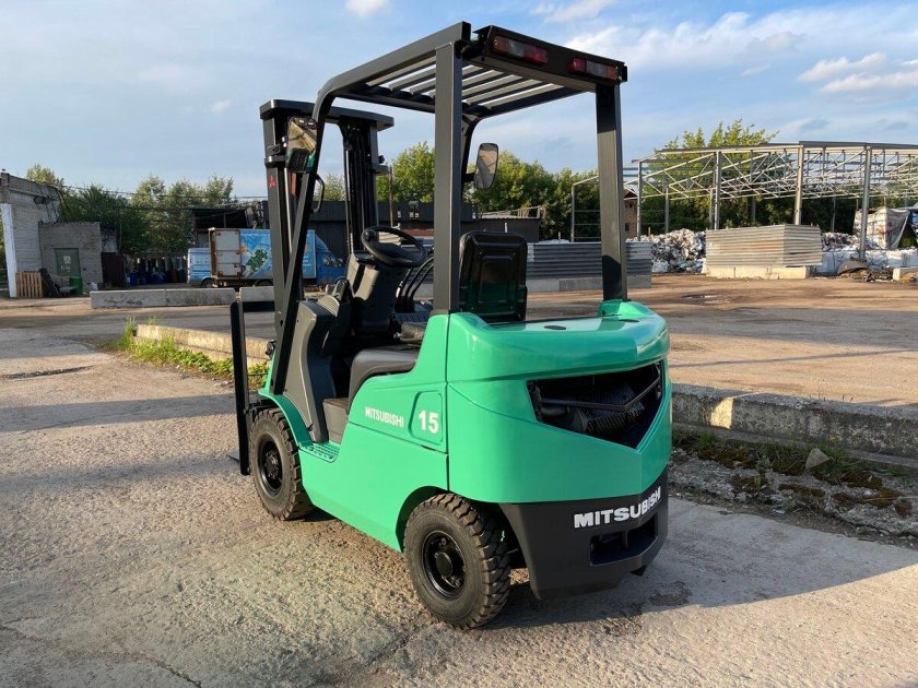 Вилочный погрузчик mitsubishi fd15nt