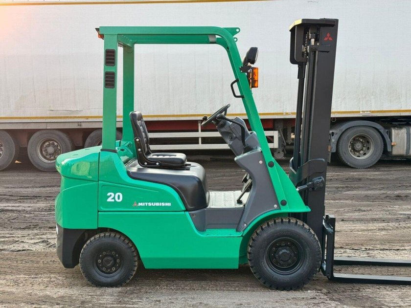 Вилочный погрузчик митсубиси fd25