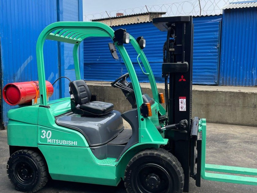 Автопогрузчик mitsubishi fd15nt